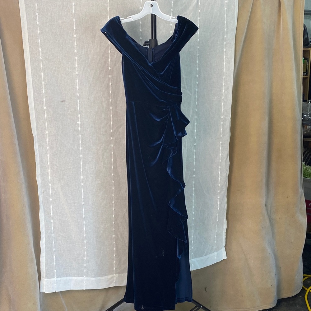 Oleg Cassini Midnight Blue One-Shoulder Dress
